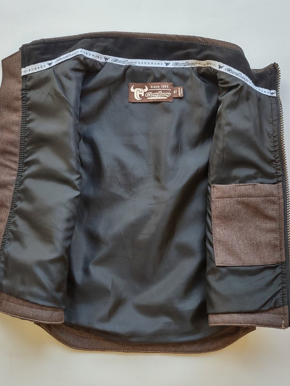 Cowboy Hardware Steer Head Vest Boy Size 4T Chocolate Brown Western Rustic NWOT - Picture 6 of 10